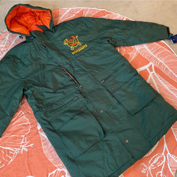 STARTER Arizona Hot Shots Winter Parka - Picture 10 of 16